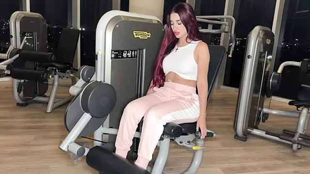 Hey neighbor &mdash;  sweet to meet you &mdash;  think you can deepthroat this cock🌭 in your vag?