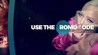 Blonde bombshell goes wild on cock🌭-smothering gloryhole session