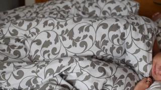 Hubby awakens wife via clit manipulation & intense vaginal penetration leading to mutual ejaculation