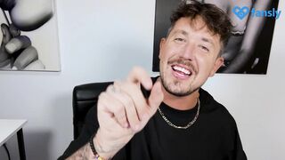 ARMANI BLACK STRIPS DOWN NAKED LIVE DURING PODCAST