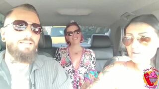 Threesome in the car (Lady Muffin, Rae Lil Black)