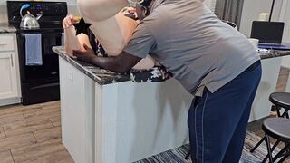 Perverted stranger in public park made up a story to see under my dress - nut big fat ass bbw ssbbw