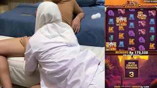 BOKEP VIRAL! BIDAN PUASIN PASIEN DI HOTEL