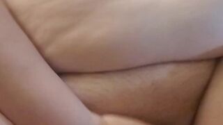 BBW MILF fucks herself on the couch