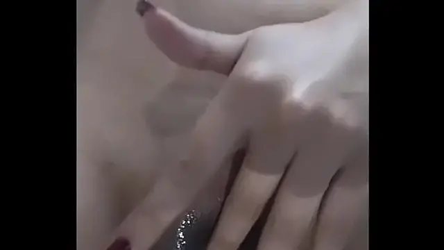 Youthful latin vagina indulges in lustful self-pleasure