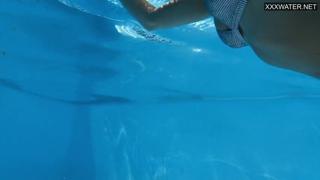 MILF Angelica screams obscenities, dripping wet vag, gets ravaged by massive hung Euro cock🌭 under aquarium