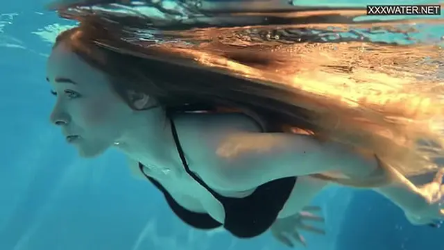 Nata Ocean very hot babe pleasing to watch