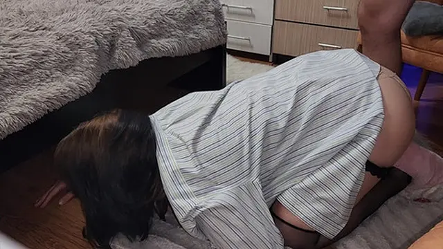 Assisted my milf with a Behindscenes Move - MissPanthera 2023 #2023 Happy New