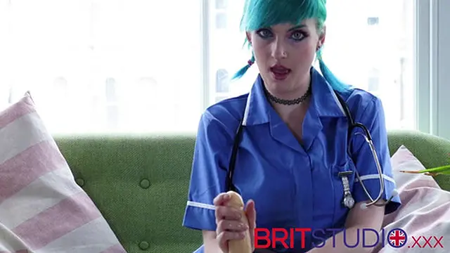 Student Nurse Shares Her Way To Pleasure You